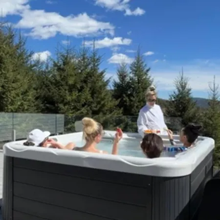 Be Be Mini - Privat Pool & Jacuzi Bukovel